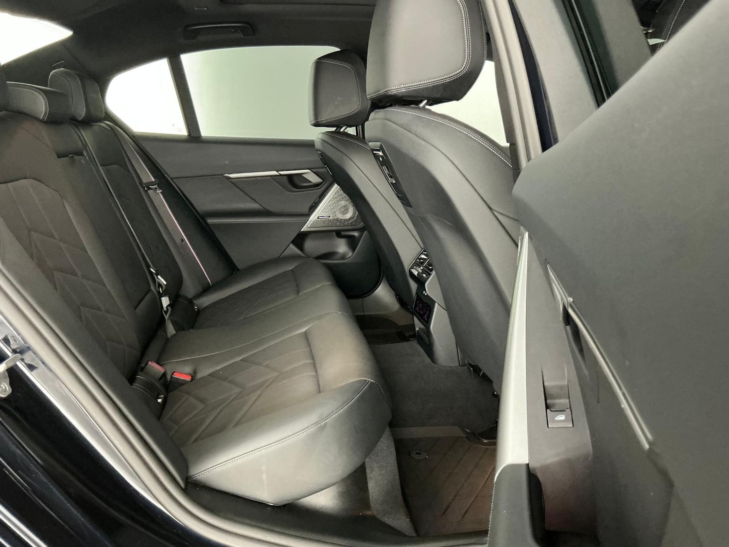 Used BMW i5 2023 for sale - 76728744: Photo 13