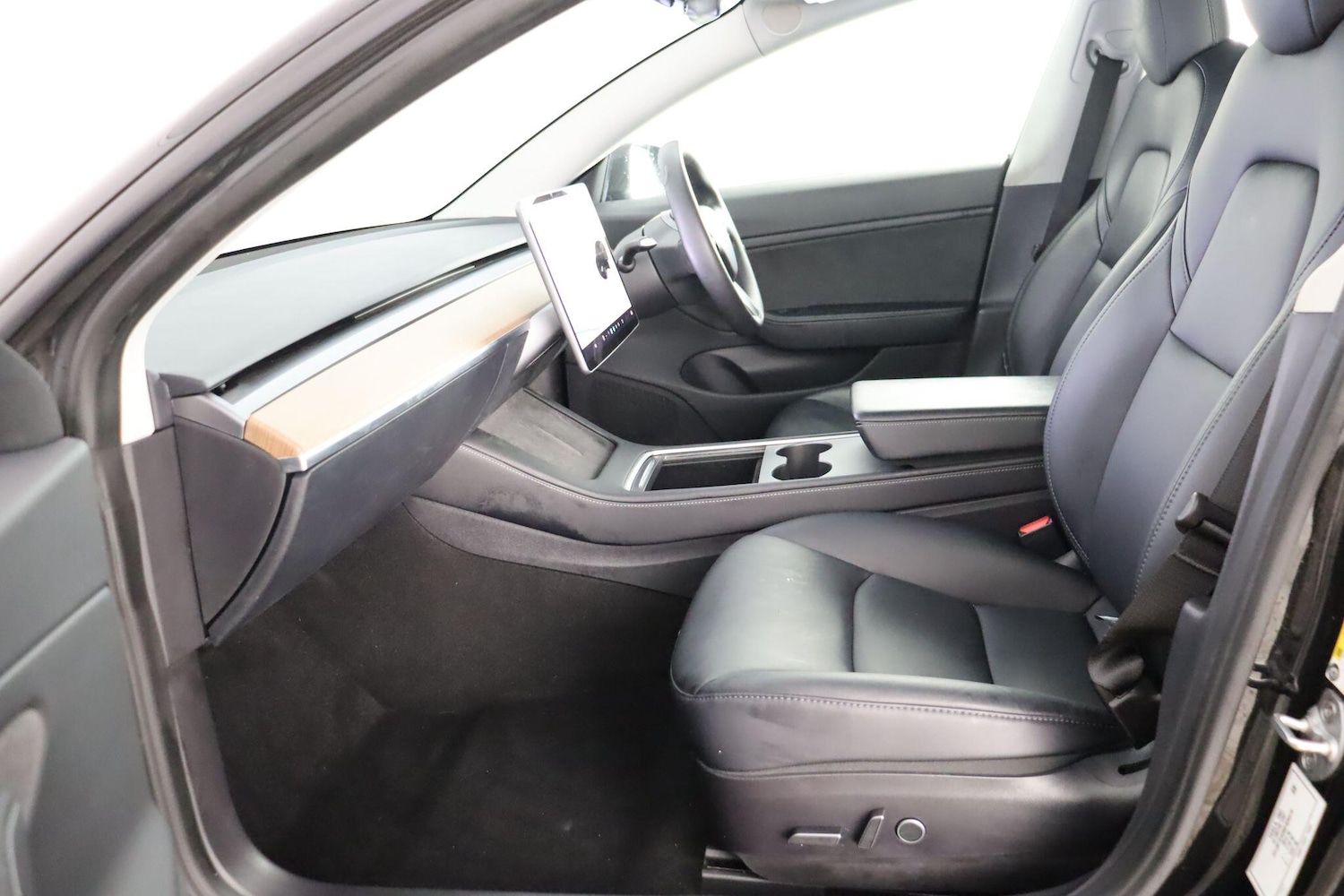 Used Tesla Model 3 2020 for sale - 77290483: Photo 14