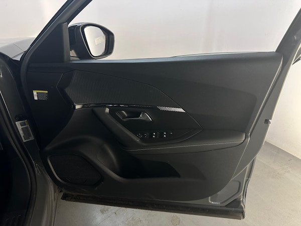 Used Peugeot 2008 2024 for sale - 75001612: Photo 27