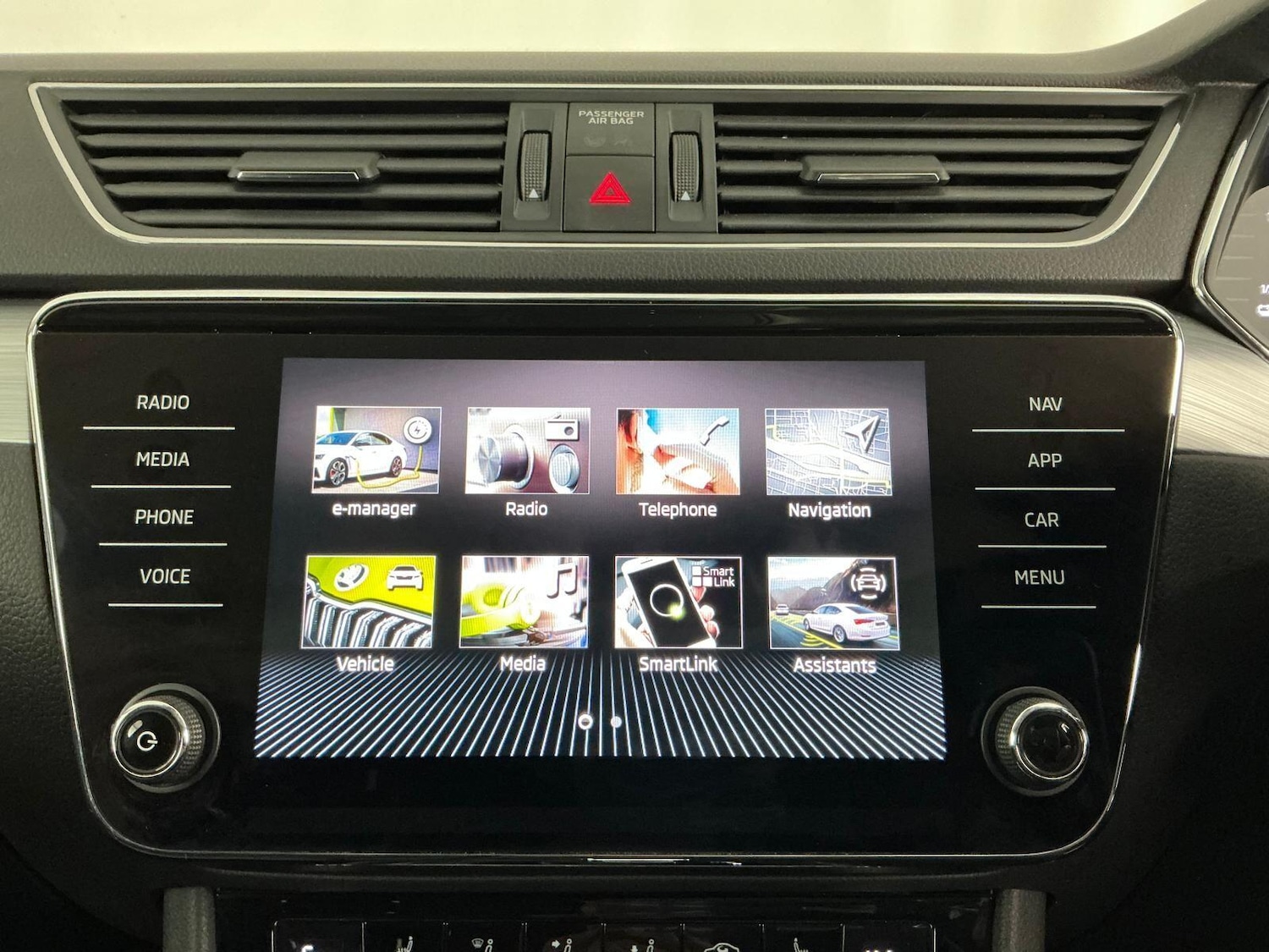 Used Skoda Superb 2022 for sale - 76689290: Photo 32