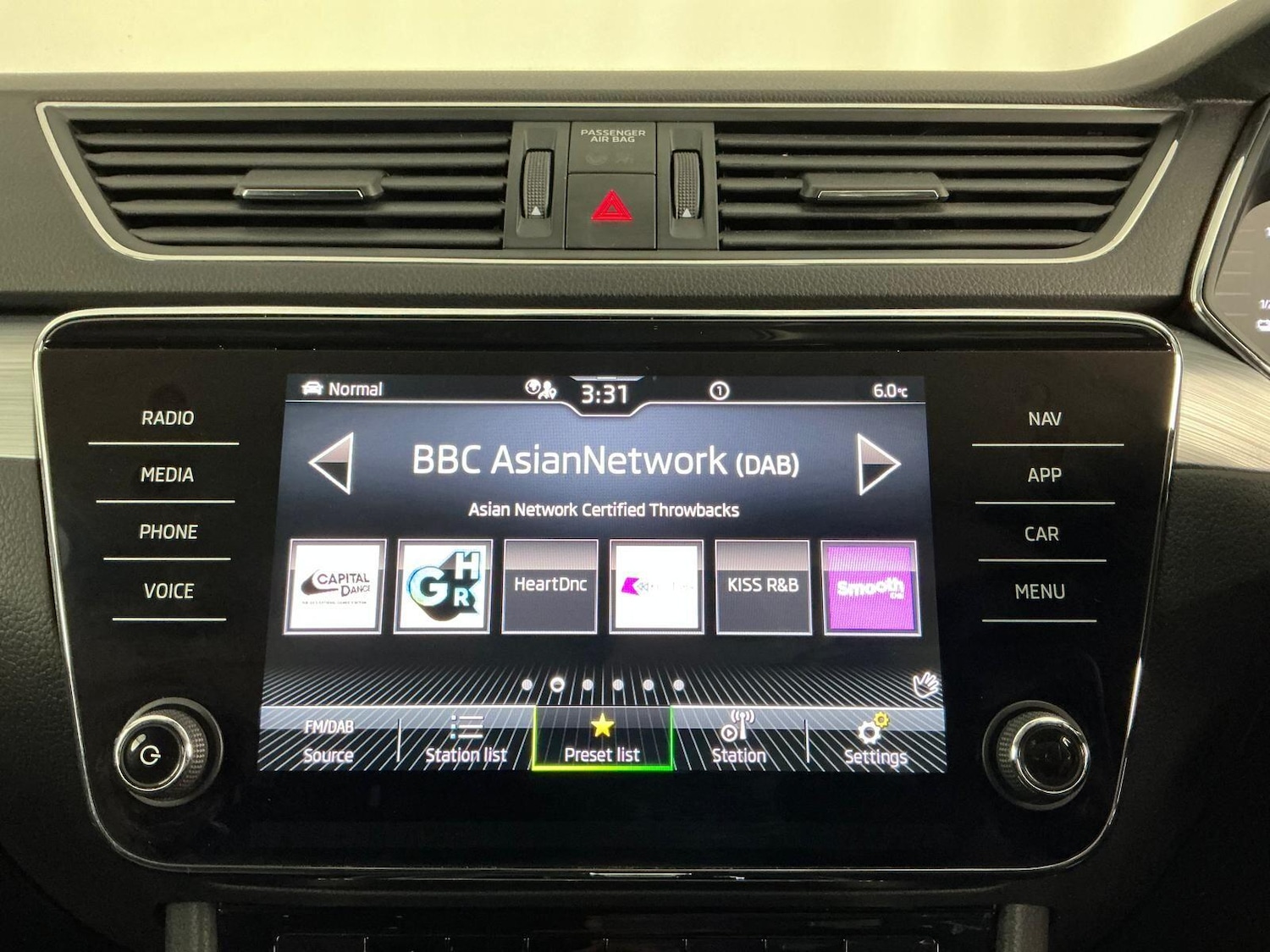 Used Skoda Superb 2022 for sale - 76689290: Photo 34