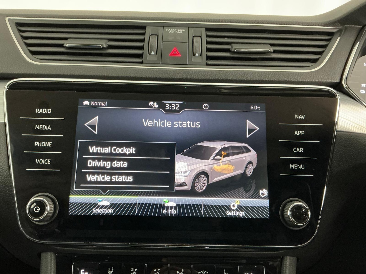 Used Skoda Superb 2022 for sale - 76689290: Photo 37