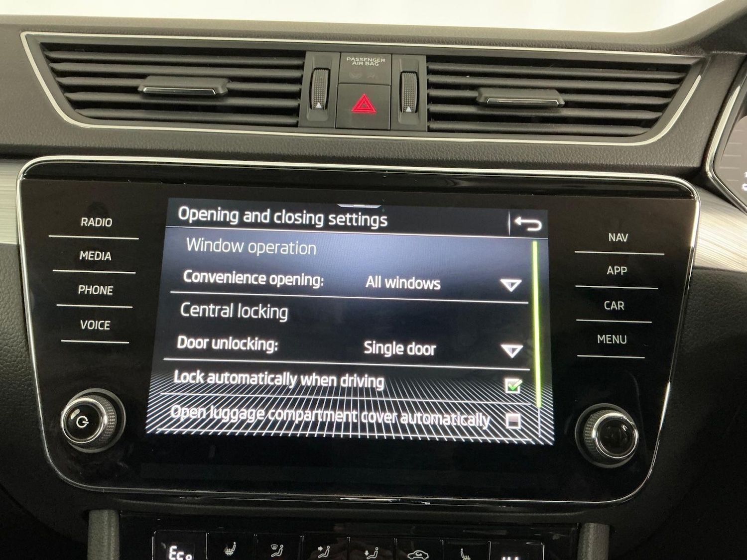 Used Skoda Superb 2022 for sale - 76689290: Photo 45