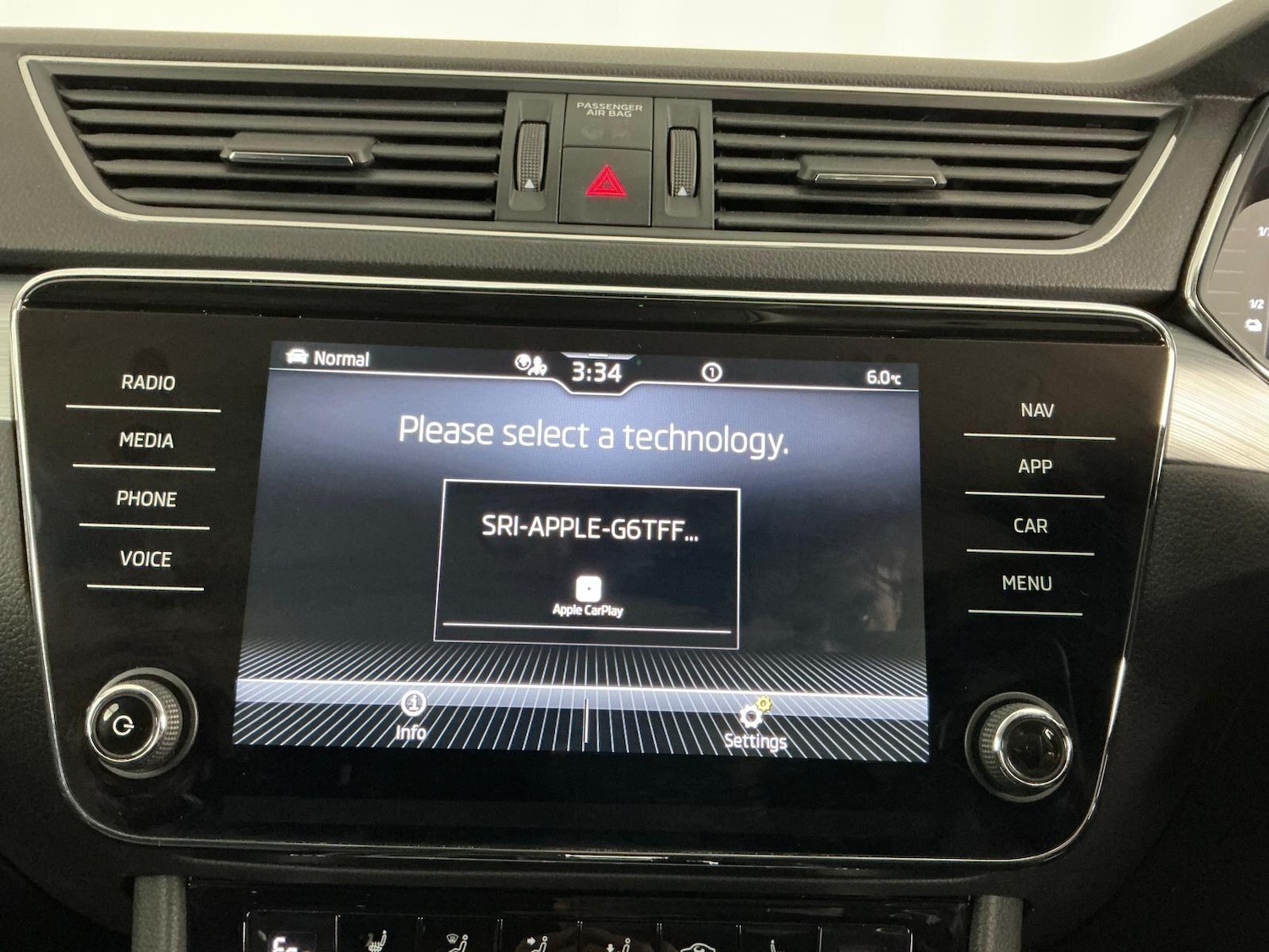 Used Skoda Superb 2022 for sale - 76689290: Photo 51