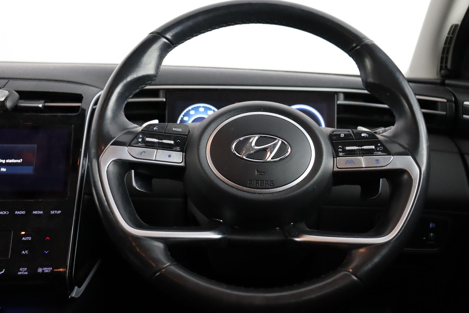 Used Hyundai TUCSON 2021 for sale - 77103613: Photo 9