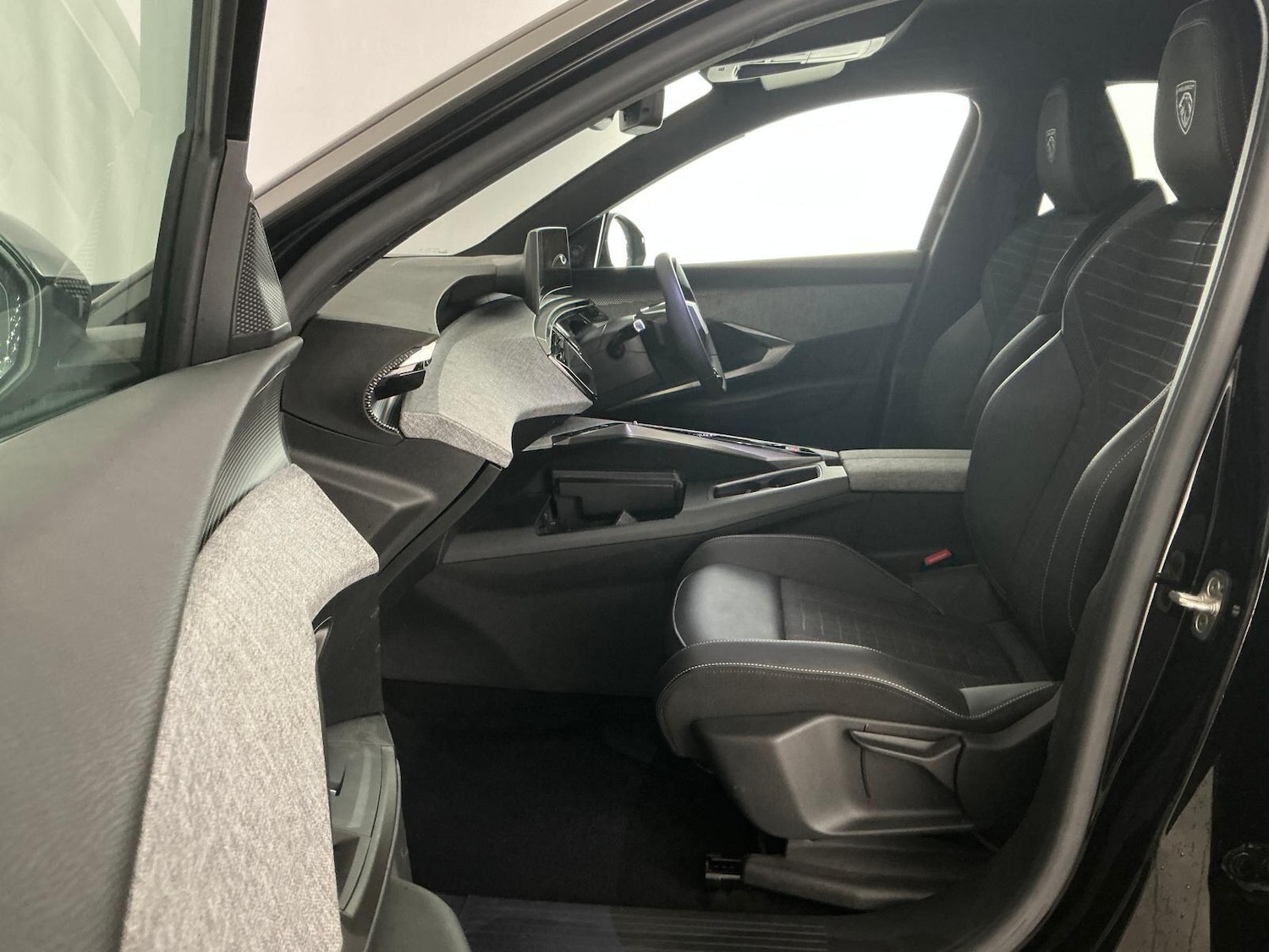 Used Peugeot 3008 2025 for sale - 76613327: Photo 11