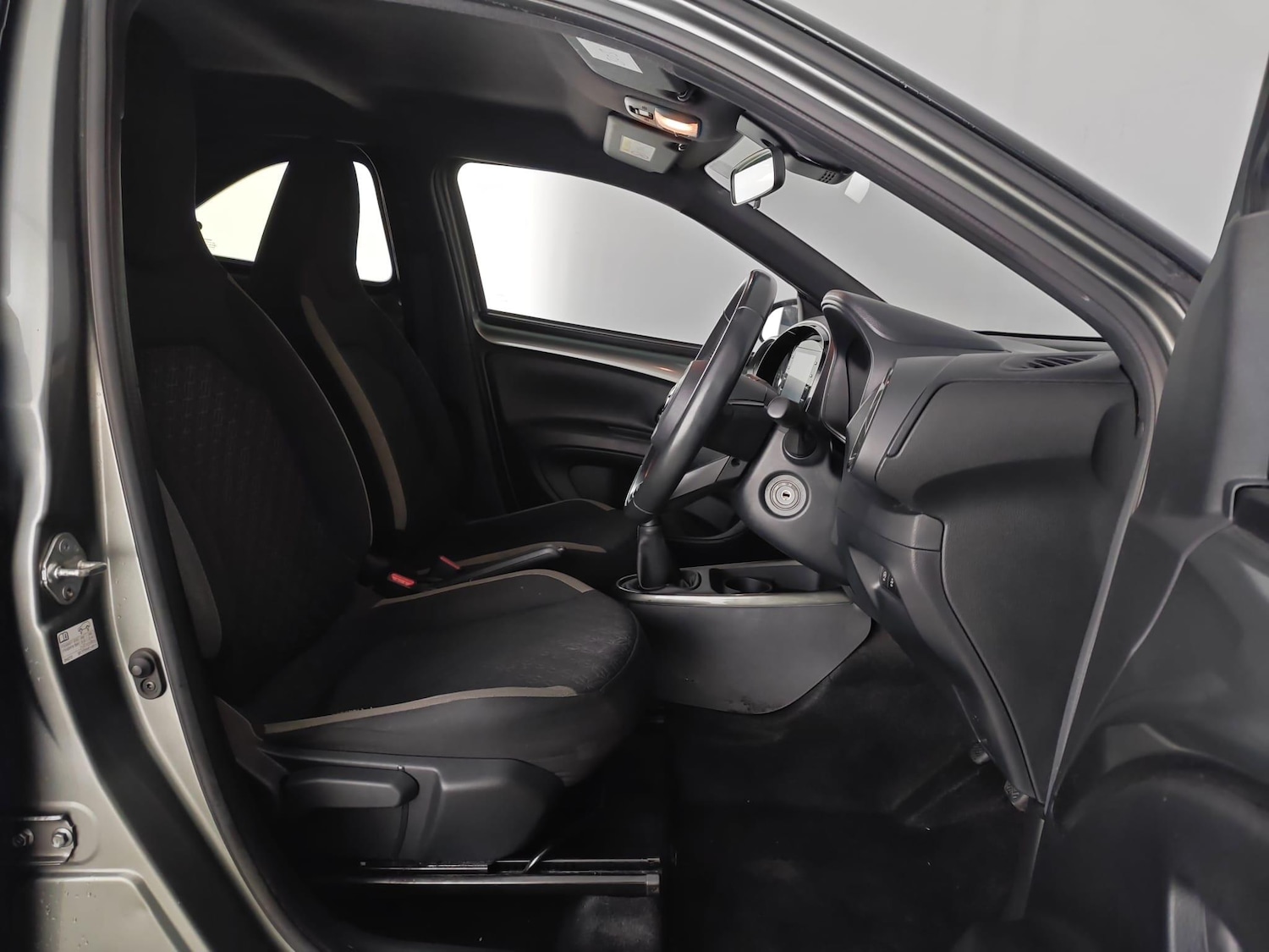 Used Toyota Aygo X 2022 for sale - 76409298: Photo 11