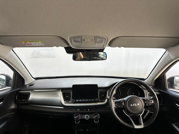 Used Kia Stonic 2024 for sale - 75103735: Photo 12