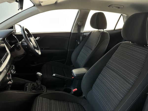Used Kia Stonic 2024 for sale - 75103735: Photo 13