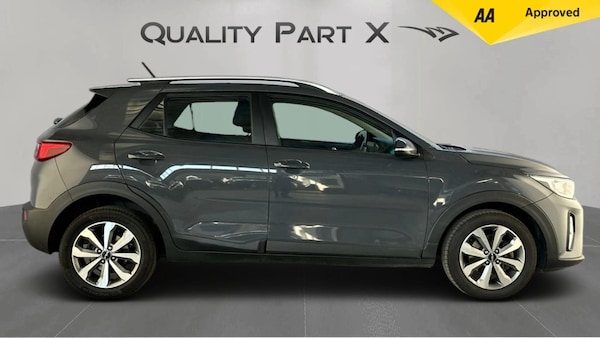 Used Kia Stonic 2024 for sale - 75103735: Photo 2