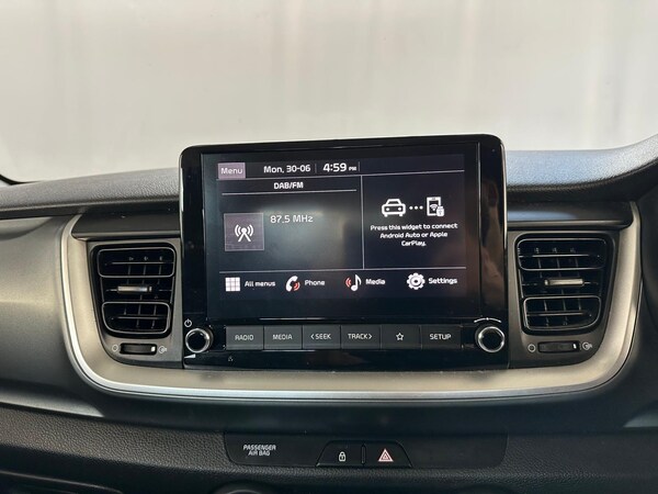 Used Kia Stonic 2024 for sale - 75103735: Photo 33