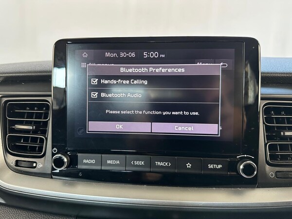 Used Kia Stonic 2024 for sale - 75103735: Photo 37