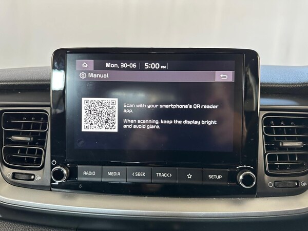 Used Kia Stonic 2024 for sale - 75103735: Photo 39
