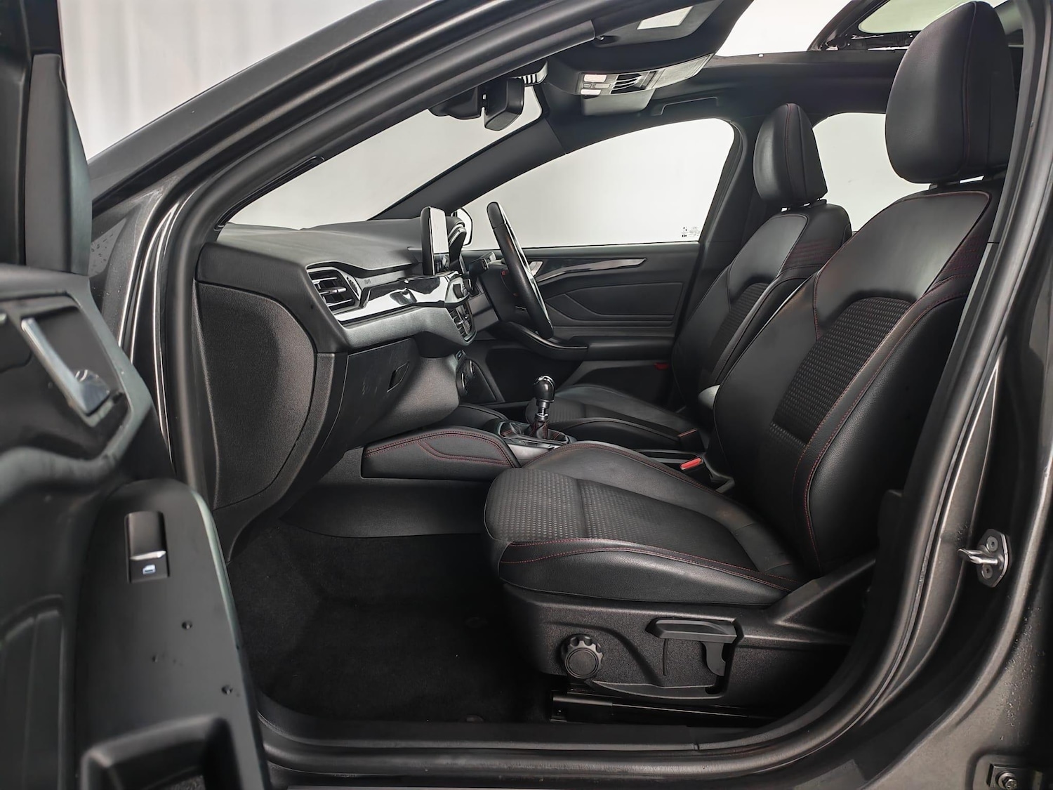 Used Ford Focus 2020 for sale - 76408726: Photo 12