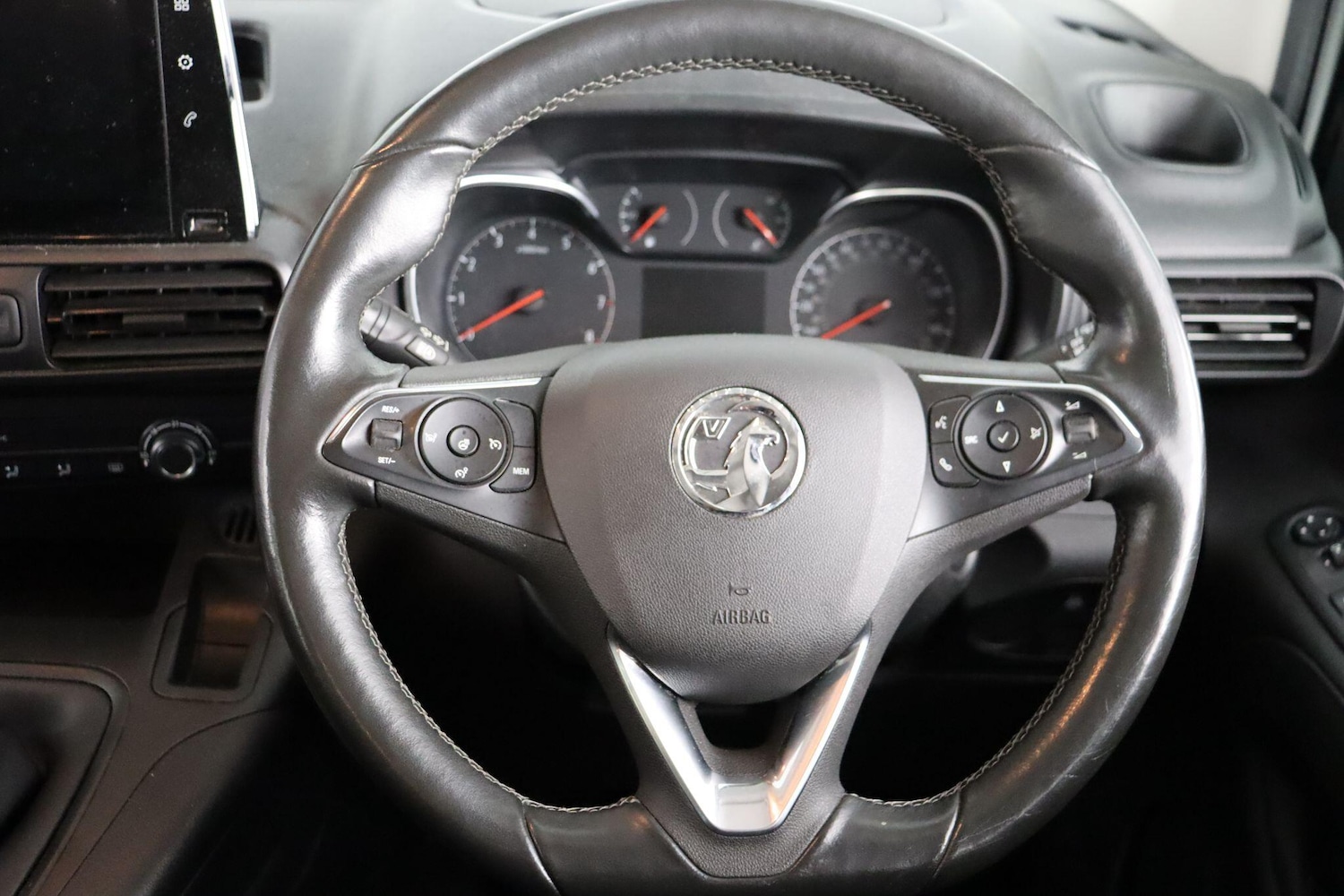 Used Vauxhall Combo Life 2022 for sale - 76913667: Photo 9