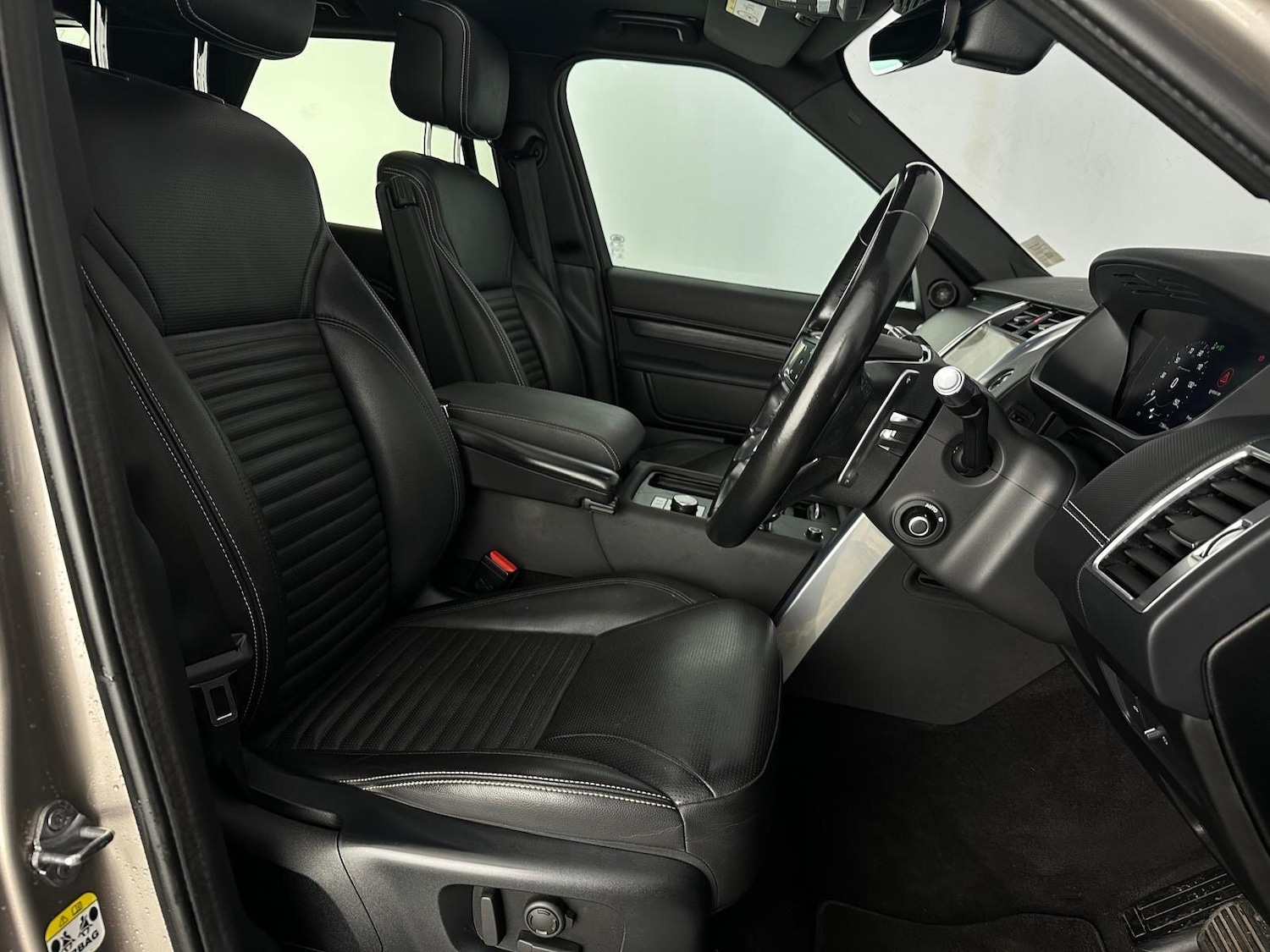 Used Land Rover Discovery 2021 for sale - 76484537: Photo 11