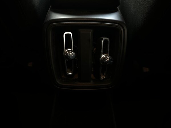 Used Volvo XC40 2021 for sale - 75351435: Photo 22