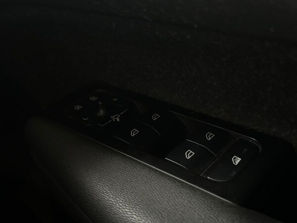 Used Volvo XC40 2021 for sale - 75351435: Photo 26
