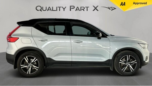 Used Volvo XC40 2021 for sale - 75351435: Photo 2