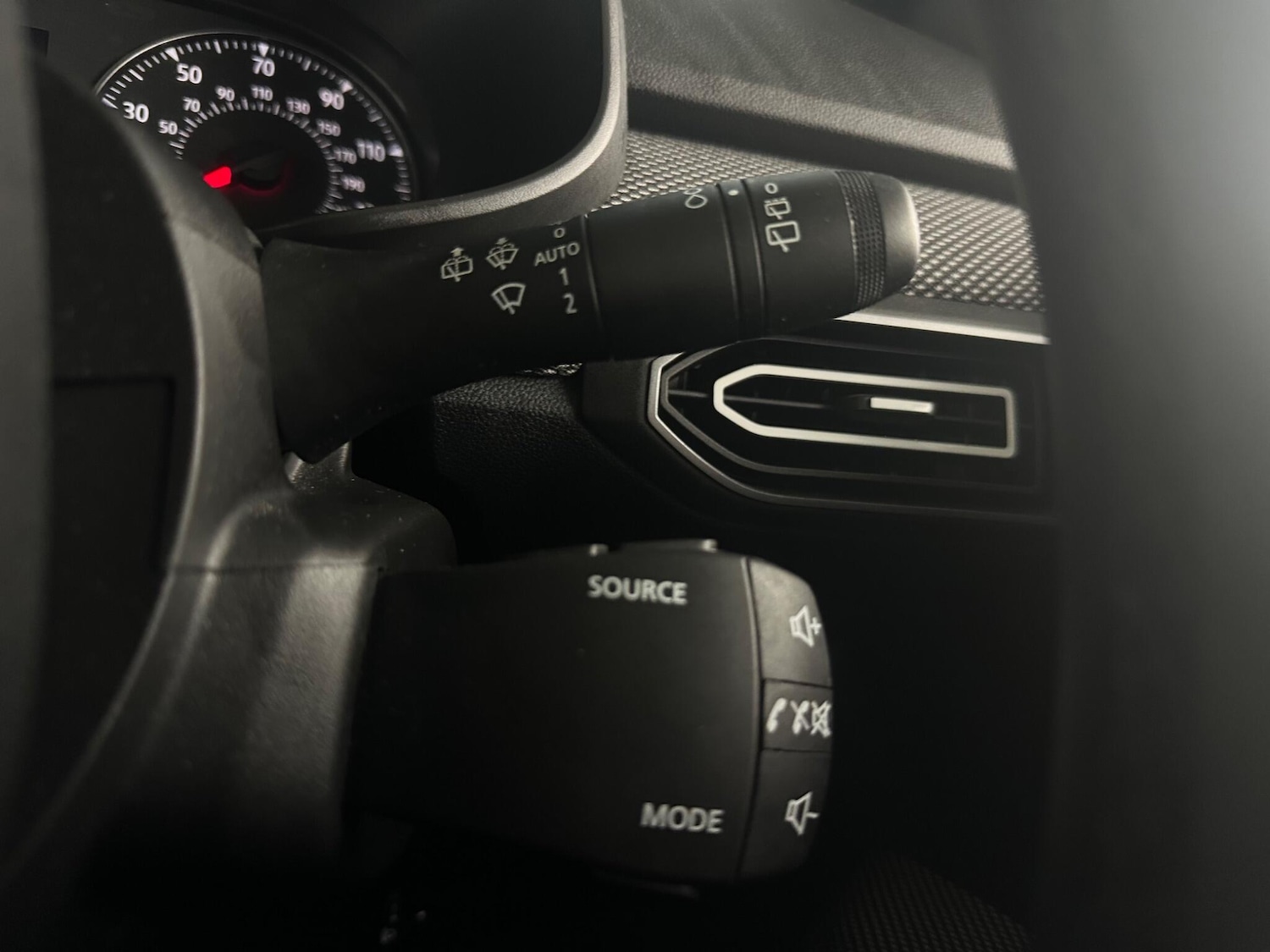 Used Dacia Sandero 2023 for sale - 76381117: Photo 20