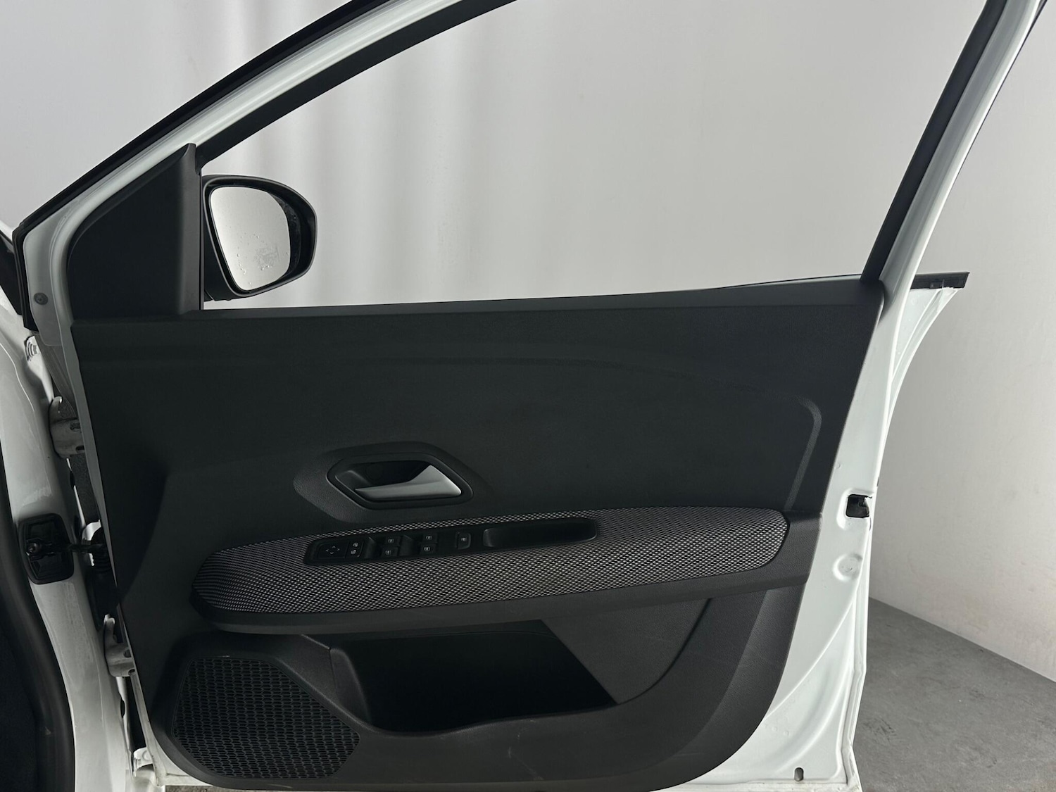 Used Dacia Sandero 2023 for sale - 76381117: Photo 22