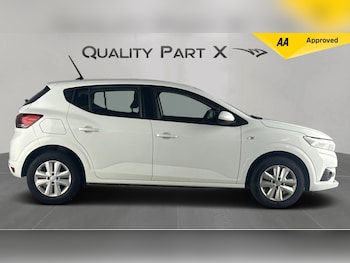 Used Dacia Sandero 2023 for sale - 76381117: Photo