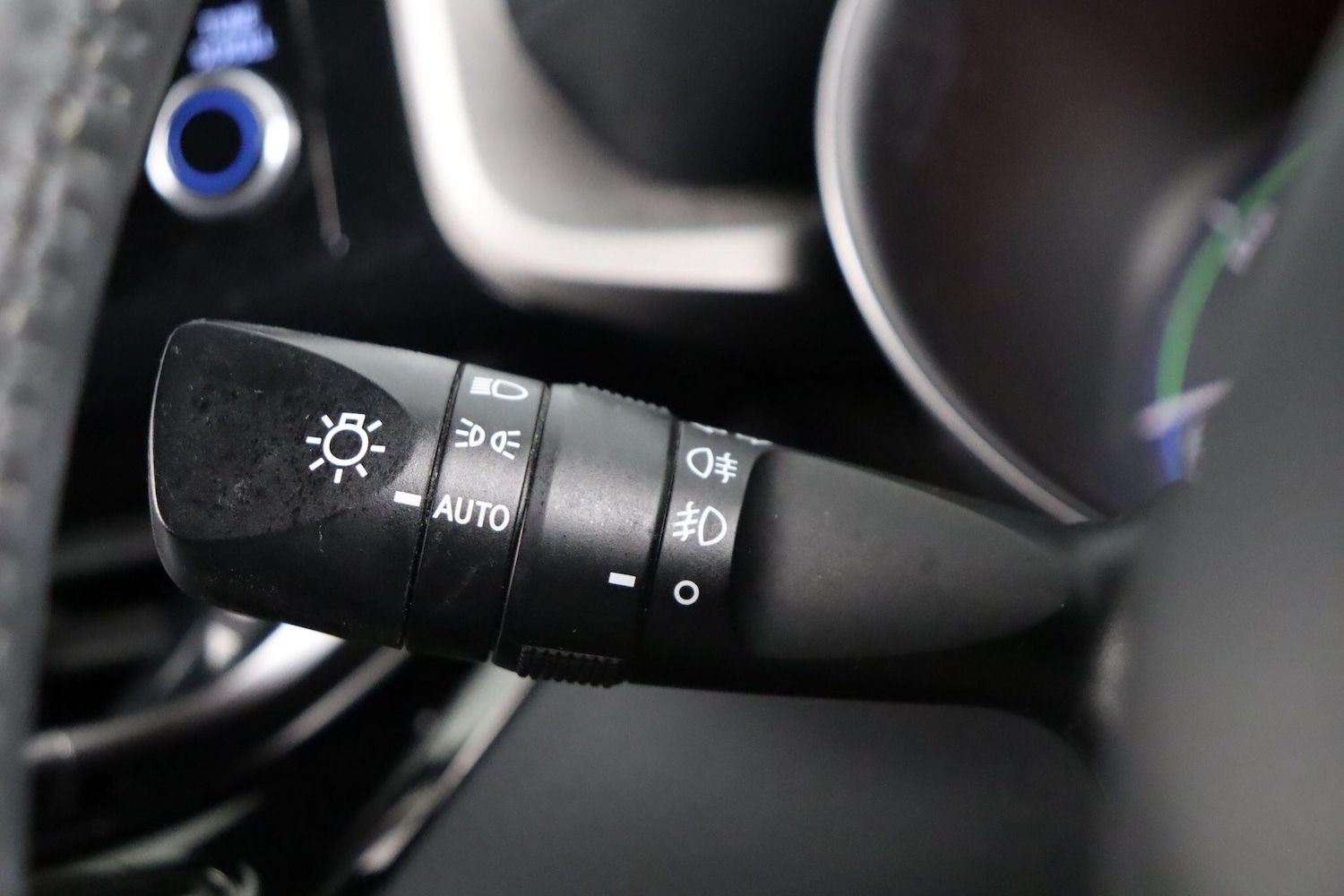 Used Toyota C-HR 2020 for sale - 76866231: Photo 17