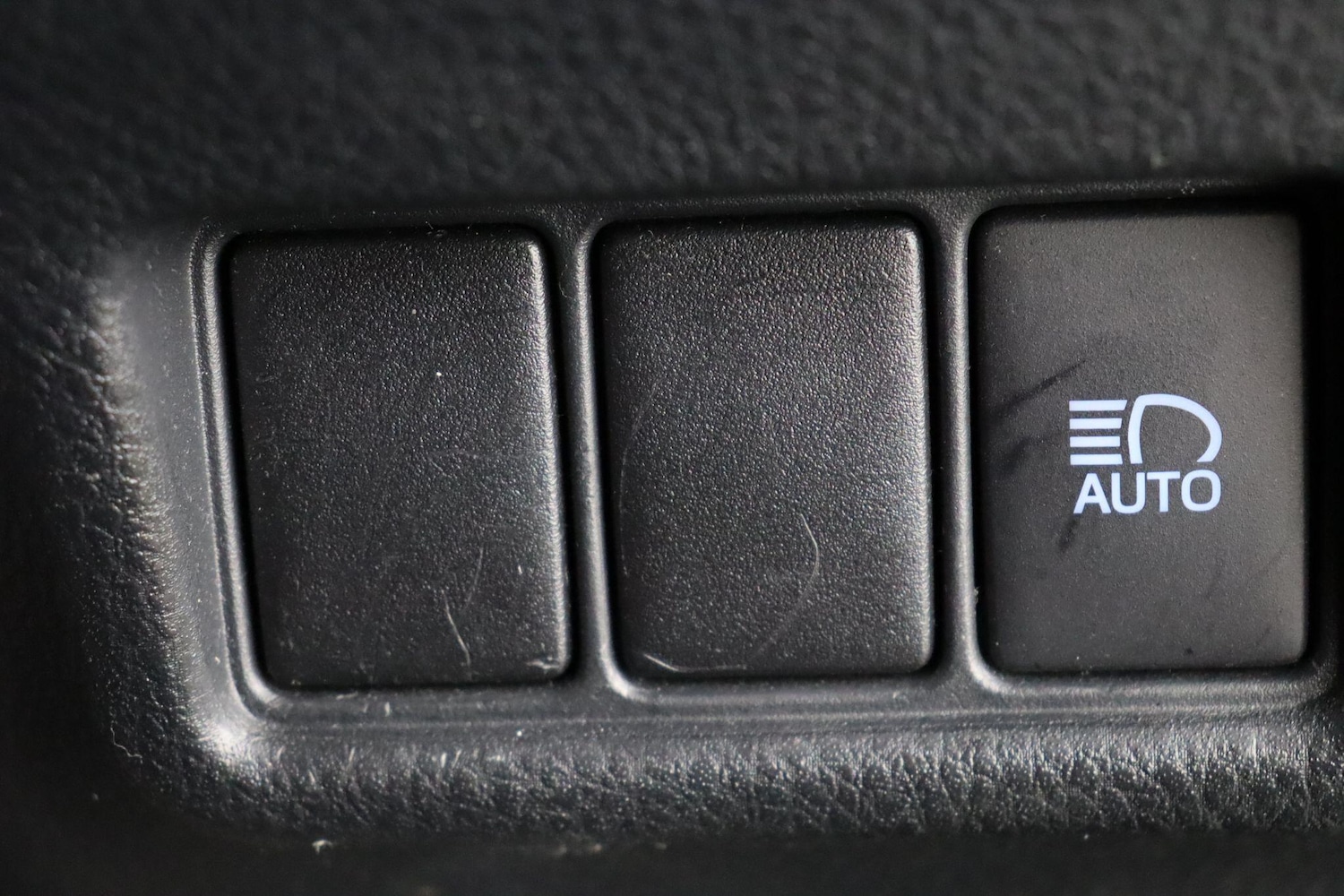 Used Toyota C-HR 2020 for sale - 76866231: Photo 21