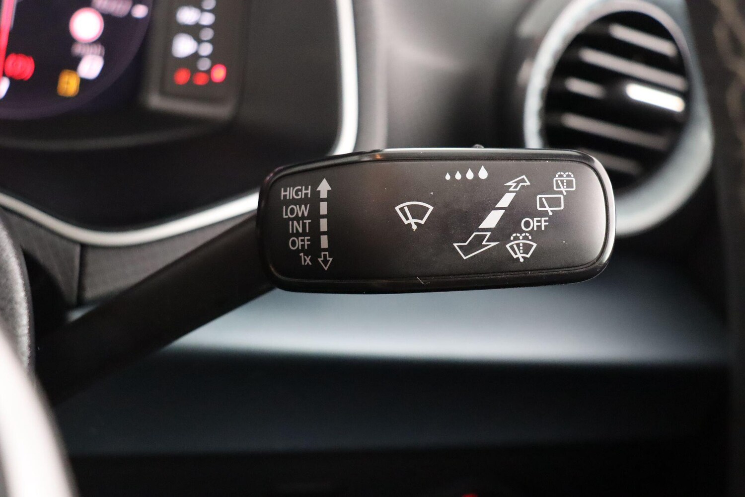 Used SEAT Arona 2023 for sale - 76572649: Photo 18