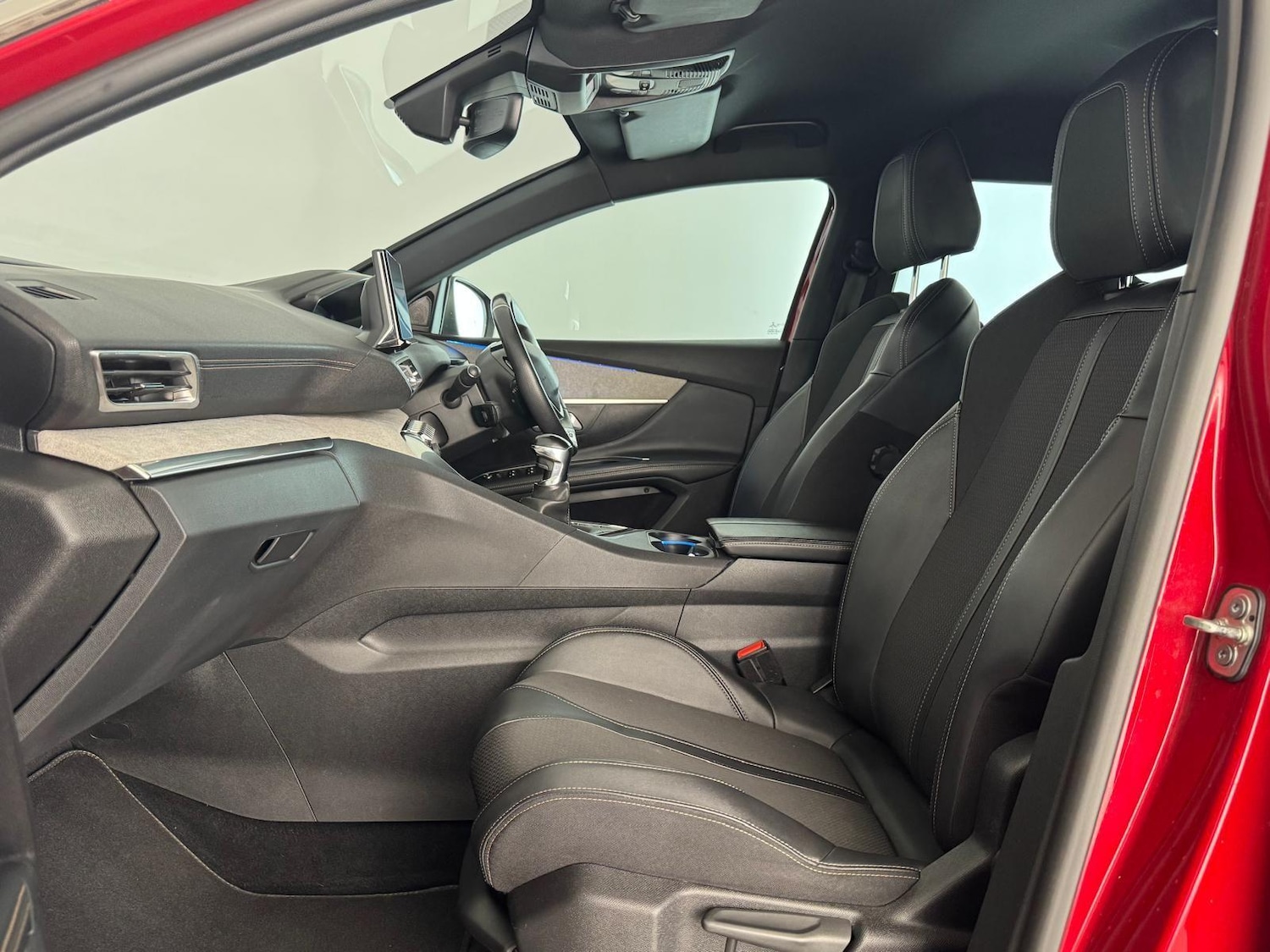 Used Peugeot 5008 2022 for sale - 76689670: Photo 37