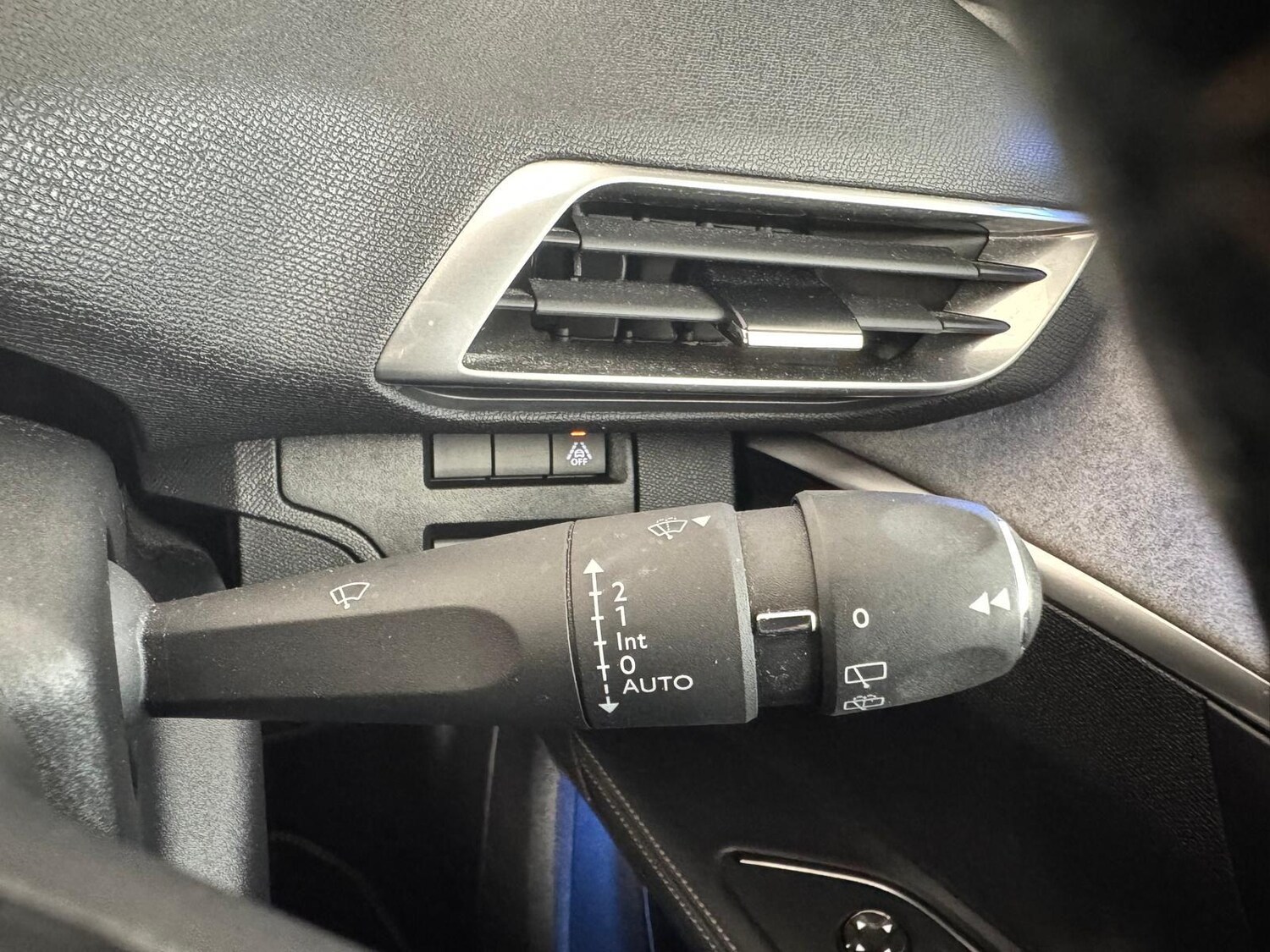 Used Peugeot 5008 2022 for sale - 76689670: Photo 41