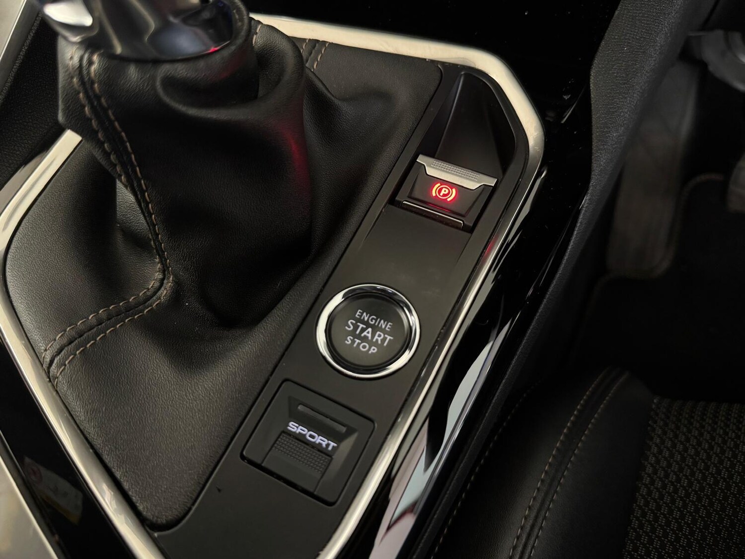 Used Peugeot 5008 2022 for sale - 76689670: Photo 43