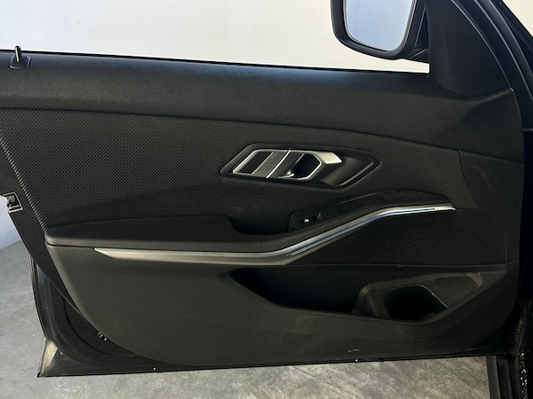 Used BMW 3 Series 2021 for sale - 76071853: Photo 30