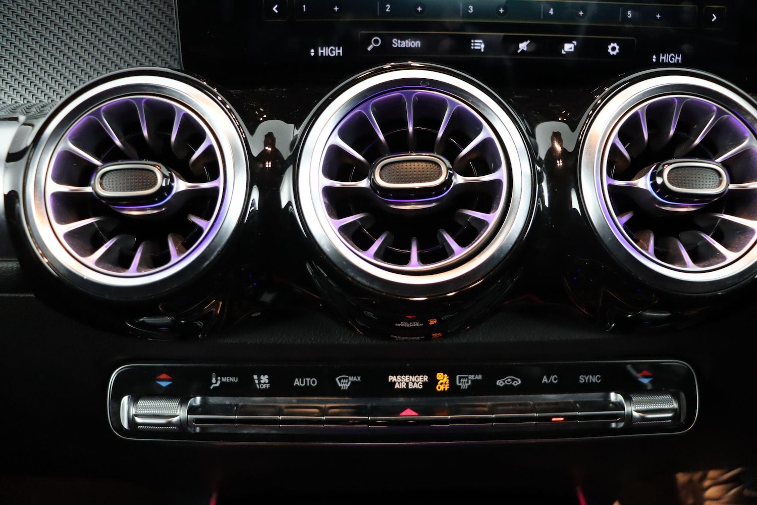 Used Mercedes-Benz GLB 2021 for sale - 77103615: Photo 23