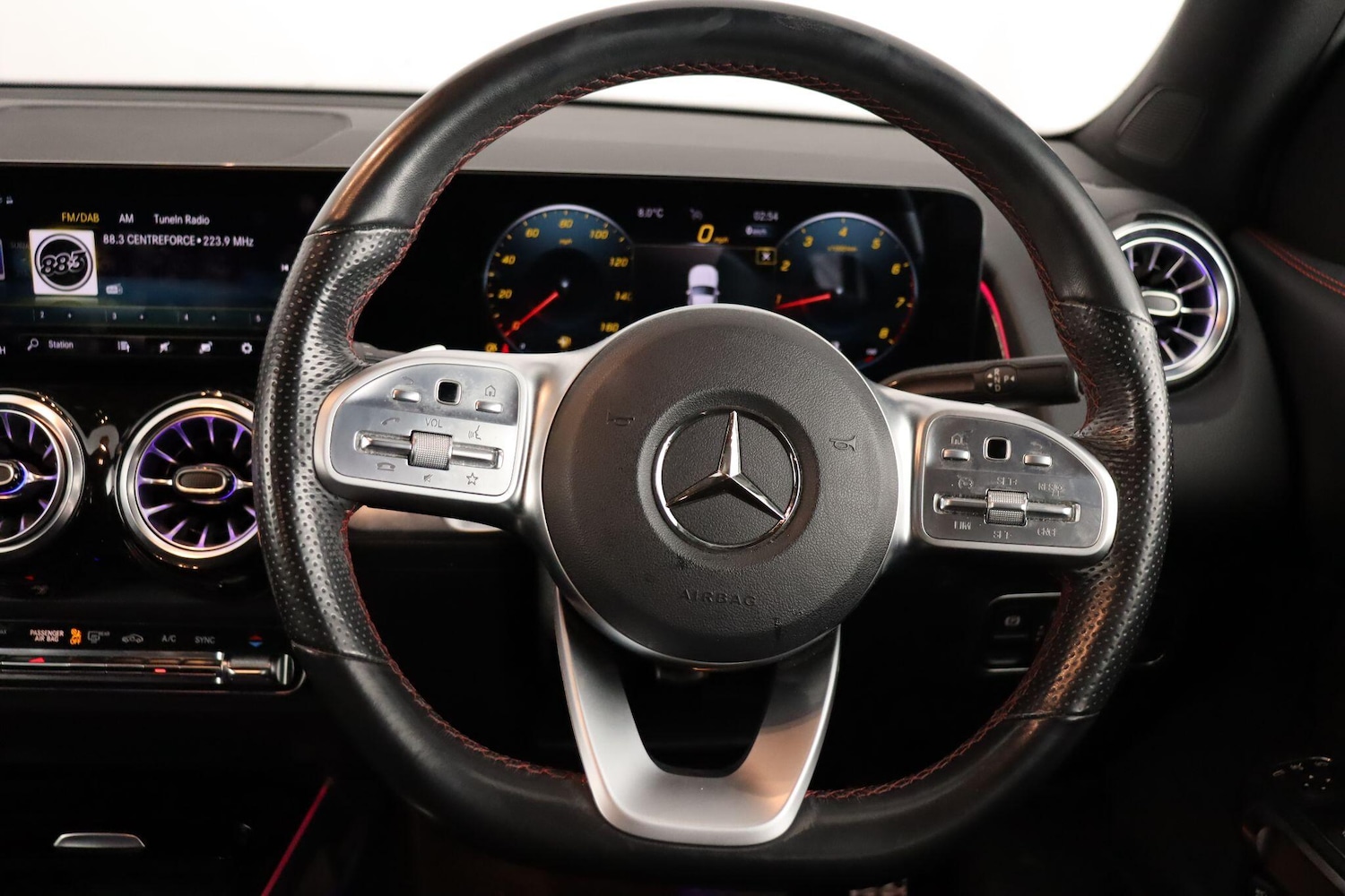 Used Mercedes-Benz GLB 2021 for sale - 77103615: Photo 9