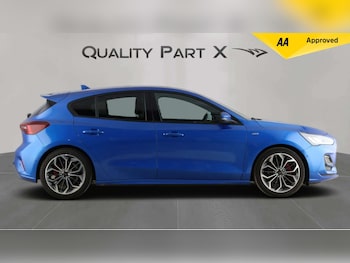 Used Ford Focus 2023 for sale - 78755842: Photo