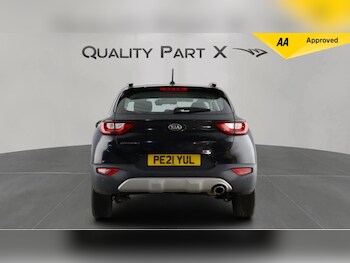 Used Kia Stonic 2021 for sale - 77738033: Photo