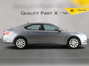 Used Skoda Superb 2023 for sale - 78801792: Photo