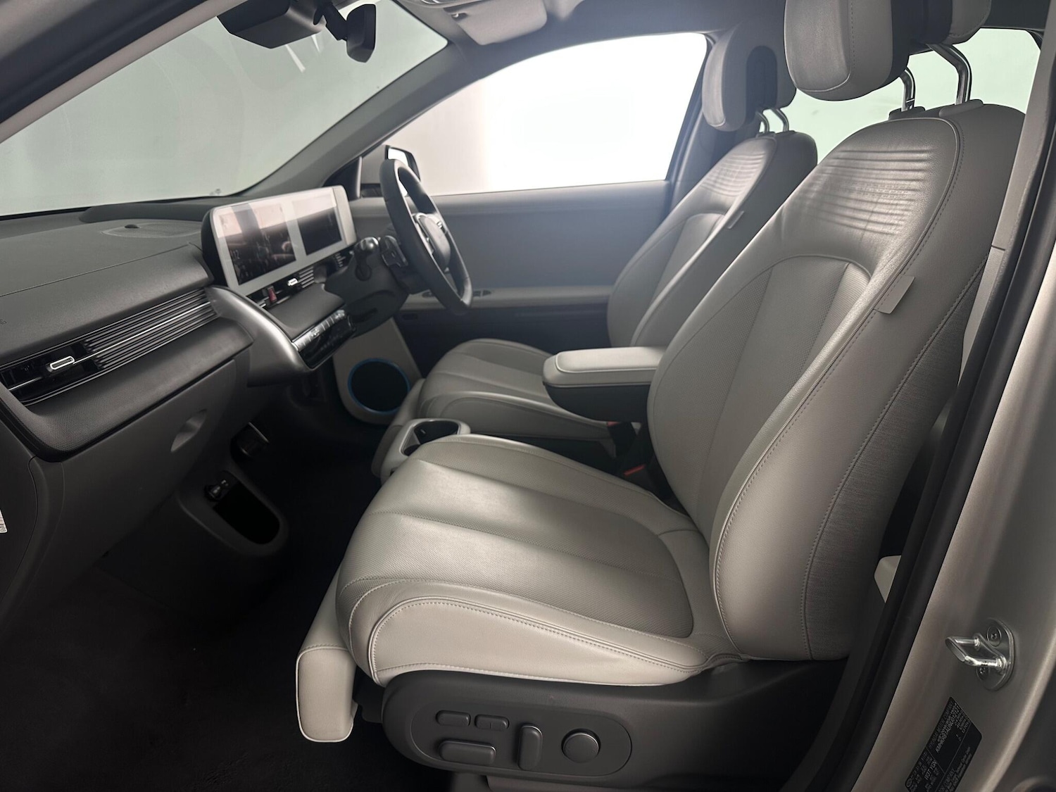 Used Hyundai IONIQ 5 2021 for sale - 76409336: Photo 12