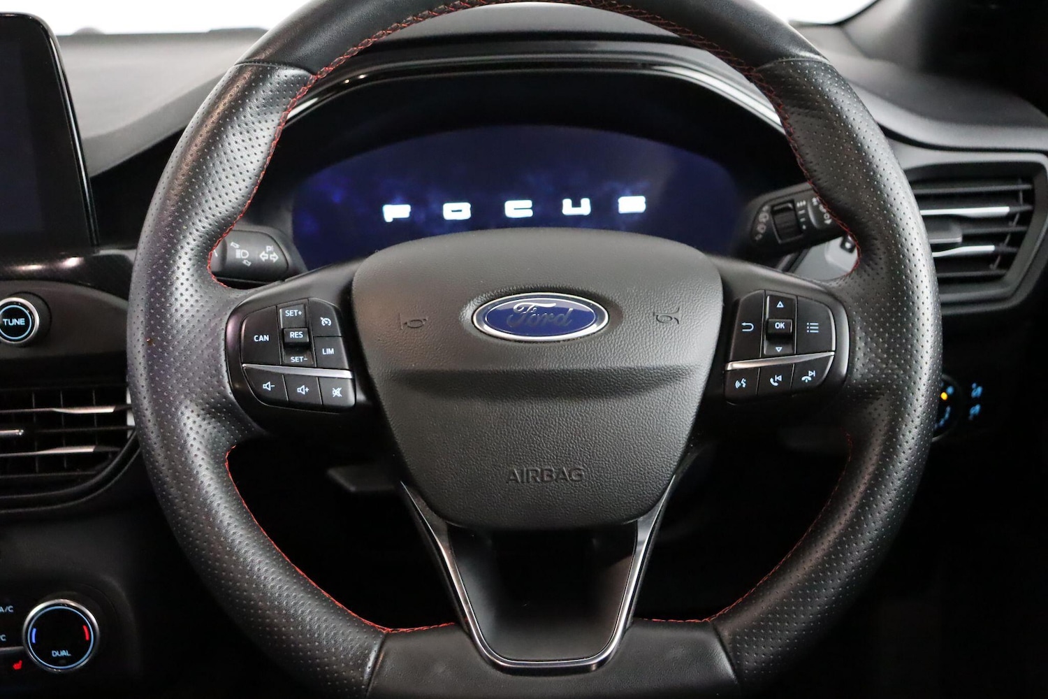 Used Ford Focus 2021 for sale - 77993029: Photo 9