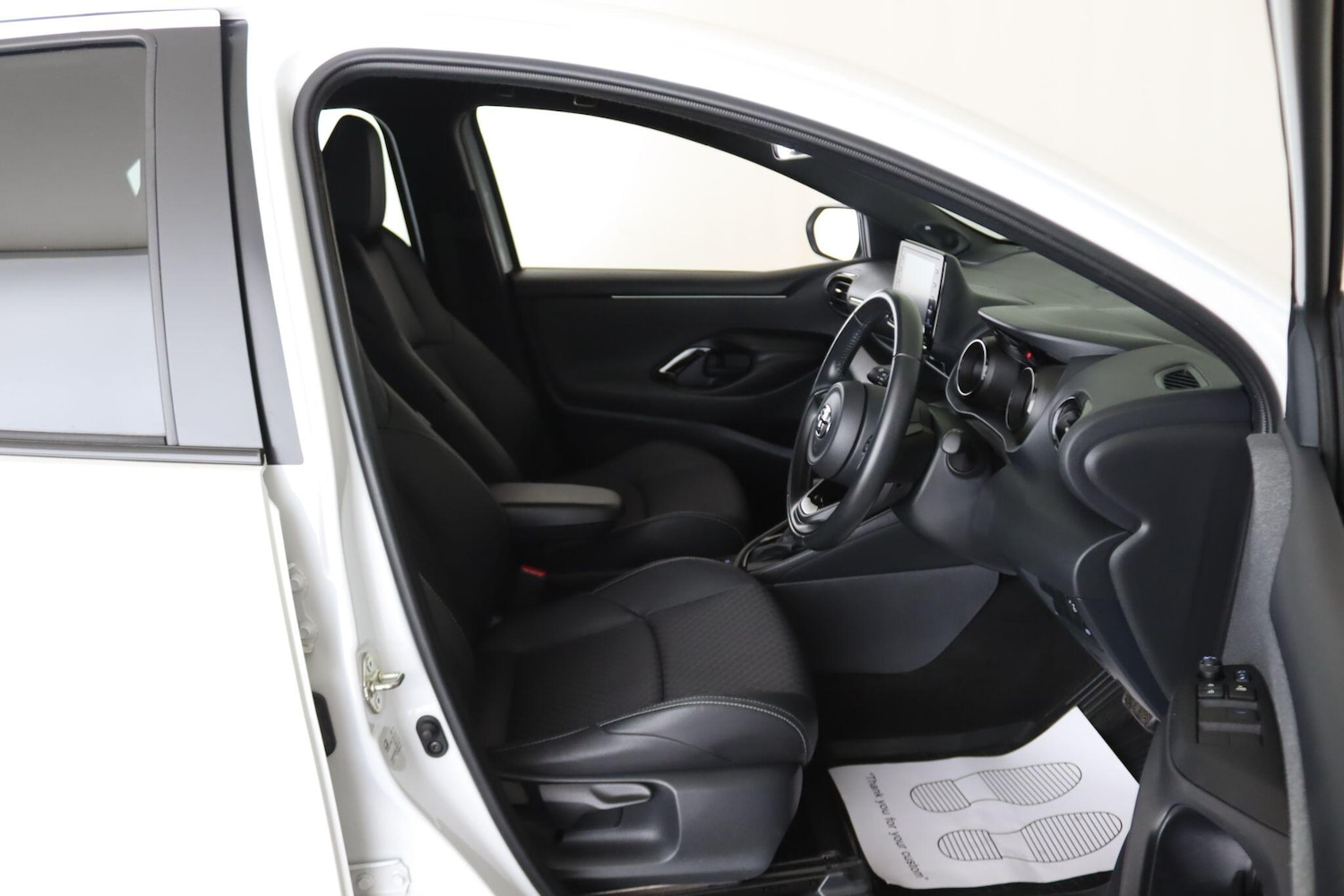 Used Toyota Yaris 2021 for sale - 76561975: Photo 16