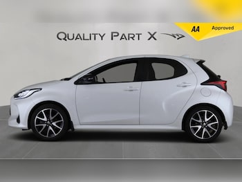 Used Toyota Yaris 2021 for sale - 76561975: Photo