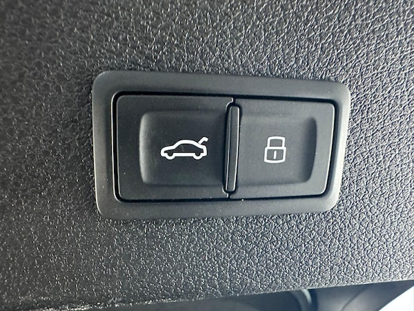 Used Audi e-tron S 2021 for sale - 76215191: Photo 17