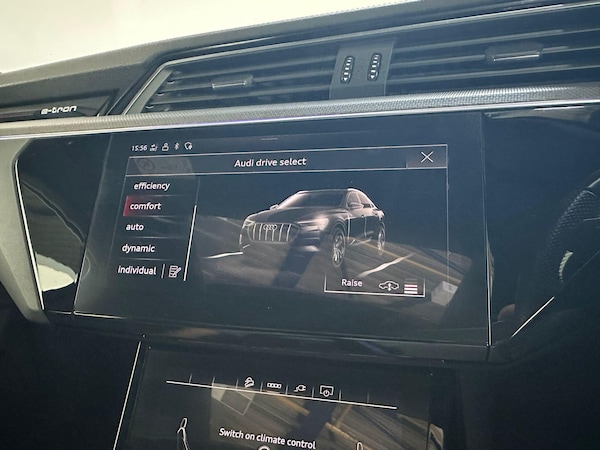Used Audi e-tron S 2021 for sale - 76215191: Photo 43