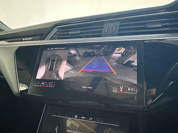 Used Audi e-tron S 2021 for sale - 76215191: Photo 54