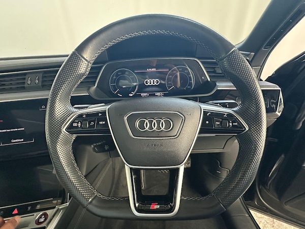 Used Audi e-tron S 2021 for sale - 76215191: Photo 8