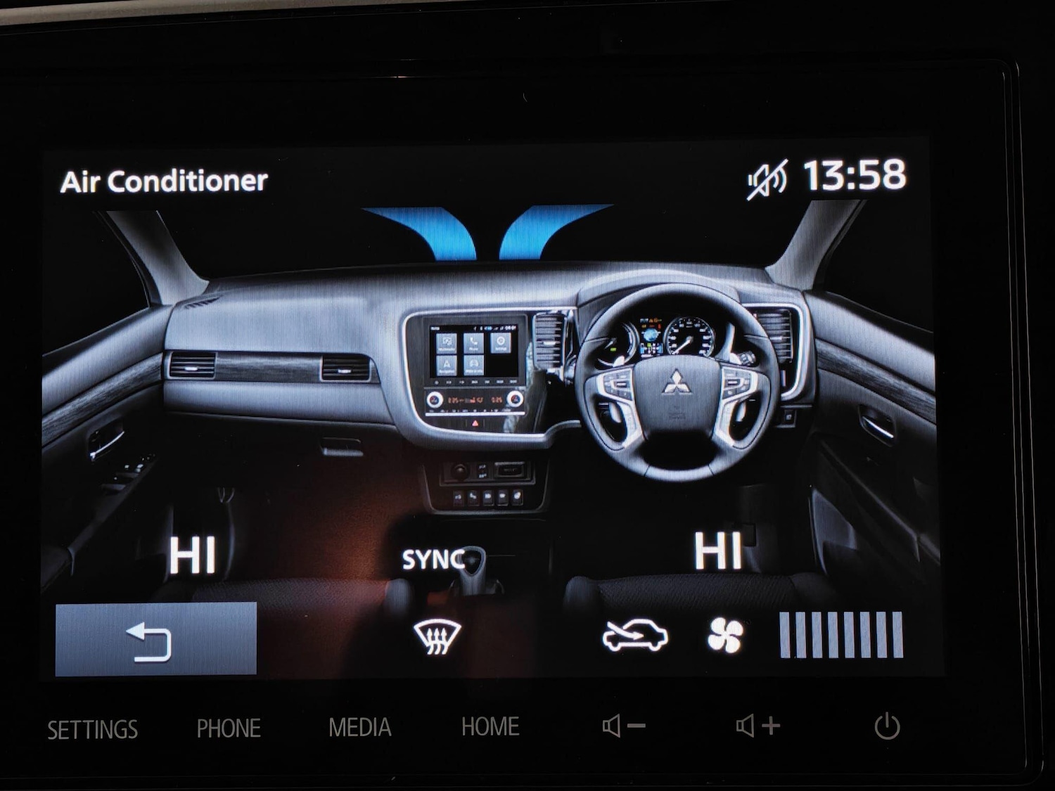 Used Mitsubishi Outlander 2020 for sale - 76432891: Photo 43