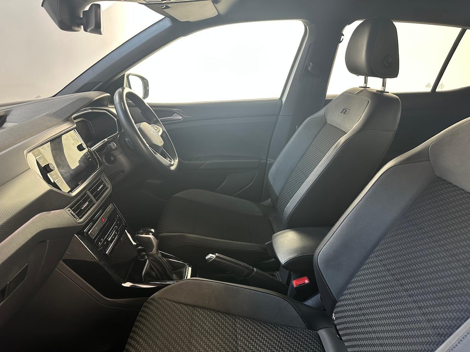 Used Volkswagen T-Cross 2022 for sale - 76000635: Photo 10