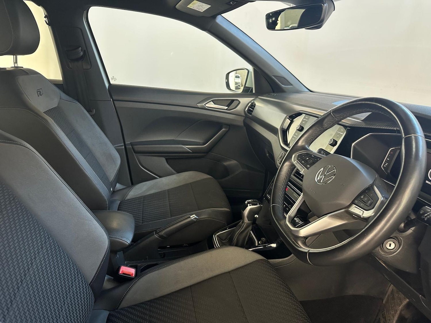 Used Volkswagen T-Cross 2022 for sale - 76000635: Photo 13