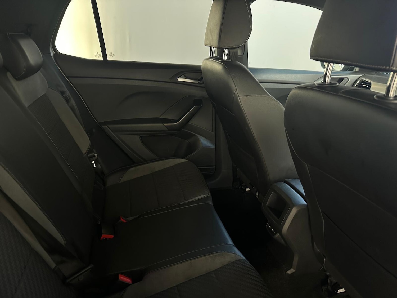 Used Volkswagen T-Cross 2022 for sale - 76000635: Photo 16